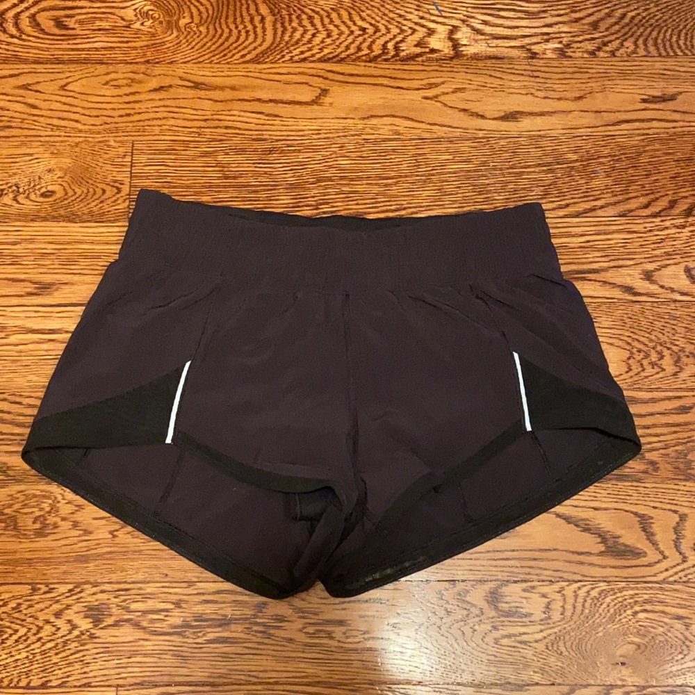 Lululemon Tracker Shorts - Low Rise
